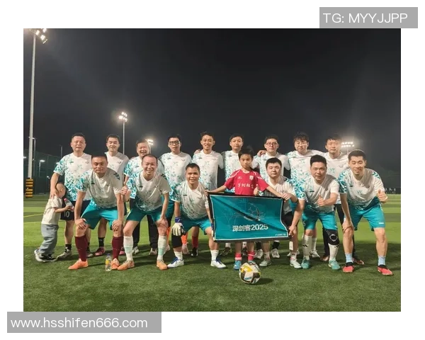 9号与11号球衣的传奇足球明星们的辉煌历程与影响力探讨 9号与11号球衣的传奇足球明星们的辉煌历程与影响力探讨