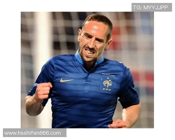 足球解说室：深入分析赛场瞬间与战术博弈的精彩时刻